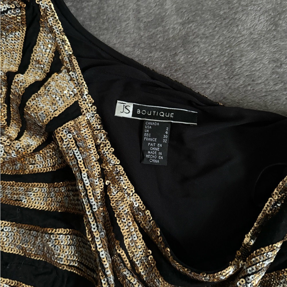 Gold mini dress - Picture 2 of 2